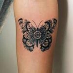 Tatuajes de mariposa mandala